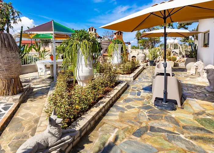 Renas Secret Garden House La Canea