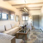 بيت للعطل Renas Secret Garden House *