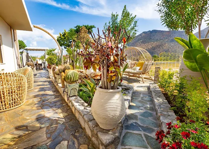 Renas Secret Garden House Σπίτι διακοπών Χανιά