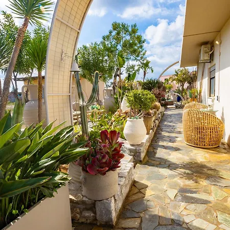 Renas Secret Garden House Σπίτι διακοπών Χανιά