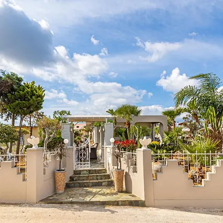 בית נופש Renas Secret Garden House חאניה