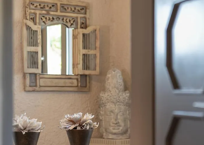 펜션 Renas Secret Garden House